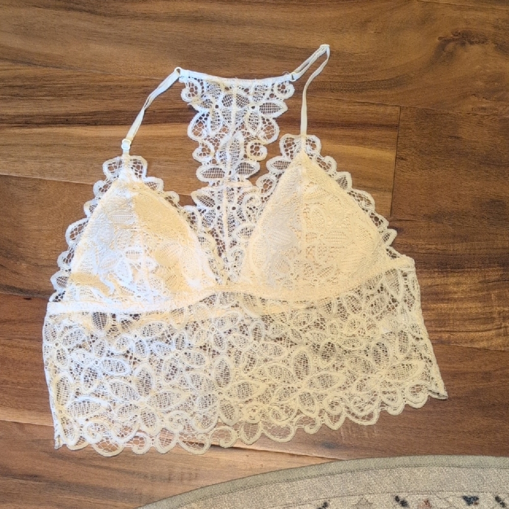 Elegant Cream Lace Bralette